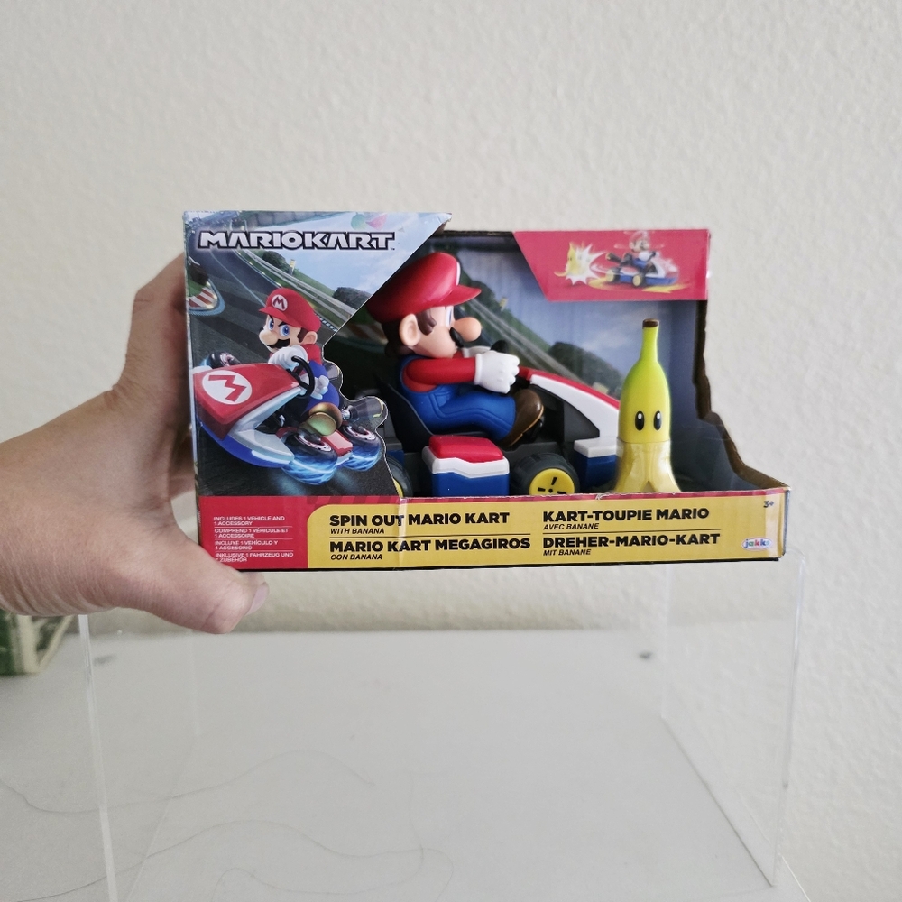 Super Mario Spin Out 2.5" Mariokart - Mario Racer Vehicle , Yellow